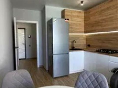 квартира за адресою Сімейна вул., 6