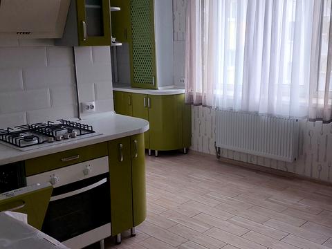 квартира за адресою Михайла Лушпи просп., 5