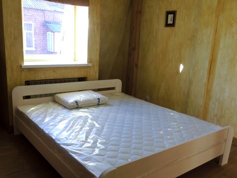 комерційна за адресою Руставелі вул., 31
