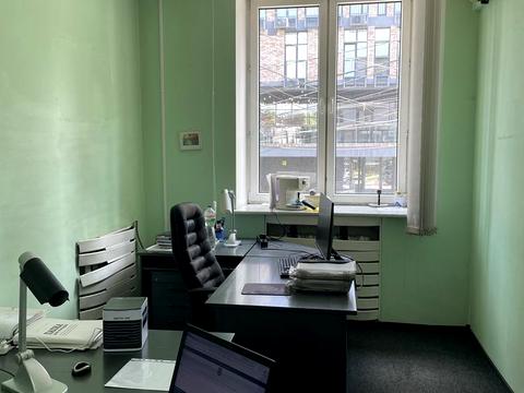 комерційна за адресою Паторжинського вул., 27