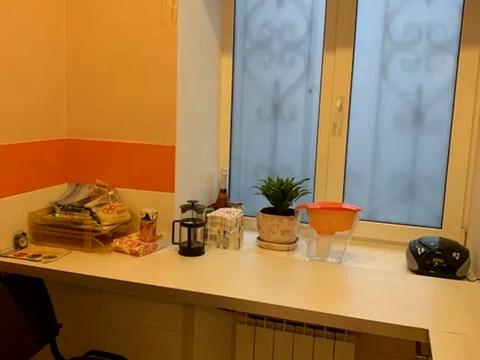комерційна за адресою Академіка Богомольця вул., 7/14