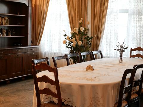 будинок за адресою с. Вишеньки, Ожинна, 5