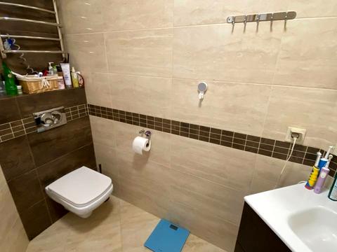 квартира за адресою Сім'ї Кульженків вул. (Петра Дегтяренка), 35