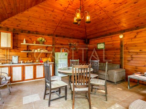 будинок за адресою Польова