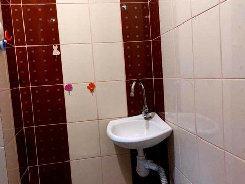 комерційна за адресою Олени Пчілки вул., 68А