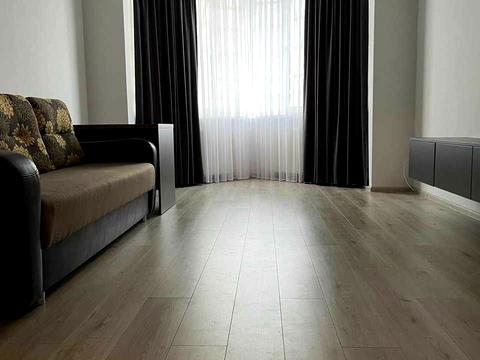 квартира за адресою Салютна вул., 1-Б