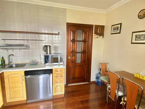 квартира за адресою Автозаводська вул., 77