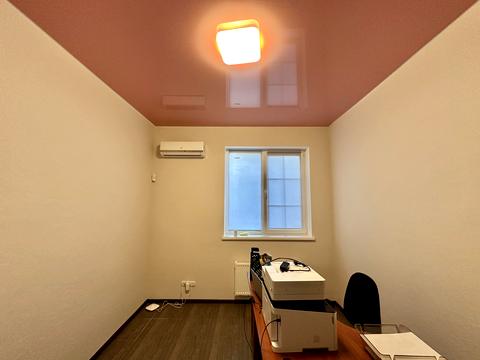 комерційна за адресою Садова, 25А