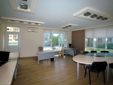 комерційна за адресою Юлії Здановської вул. (Ломоносова), 73