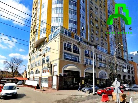 комерційна за адресою Антоновича вул. (Горького), 72