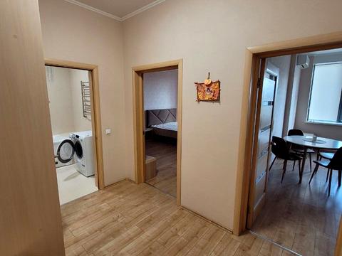 квартира за адресою Дніпровська набережна вул., 14