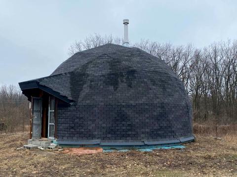 будинок за адресою Середня