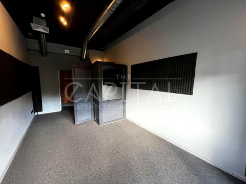 коммерческая по адресу Верхній Вал ул., 10