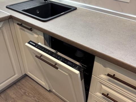 квартира за адресою Михайла Бойчука вул. (Кіквідзе), 17