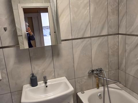 квартира за адресою Ревуцького вул., 54