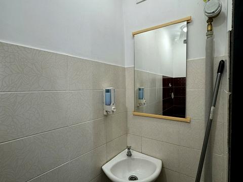 комерційна за адресою Івана Котляревського вул., 12