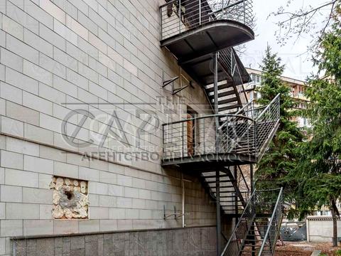 коммерческая по адресу Зоологическая ул., 10