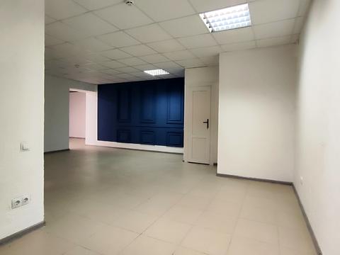 комерційна за адресою Зарічанська вул., 26/1
