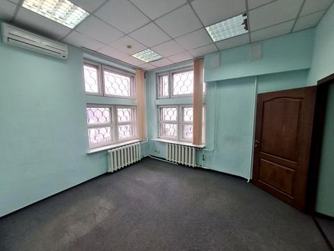 комерційна за адресою Антоновича вул. (Горького), 103-А
