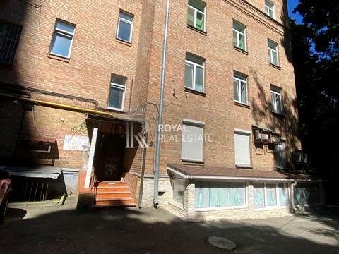 коммерческая по адресу Киев, Calle Dilova ул. (Димитрова), 6