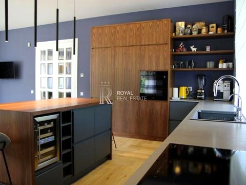 будинок за адресою жовтнева