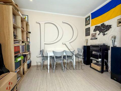 квартира за адресою Печерська вул., 24