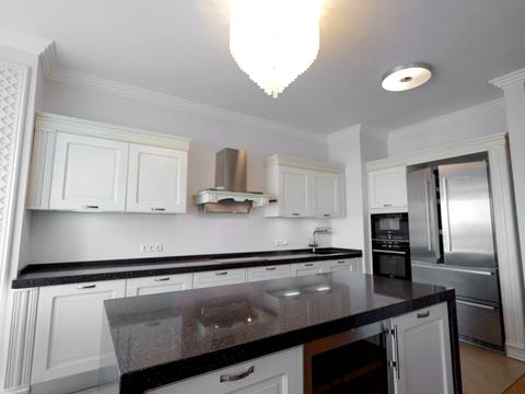 квартира за адресою Київ, Андрія Верхогляда вул. (Михайла Драгомирова), 5