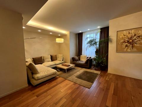 будинок за адресою Академіка Кримського пров.