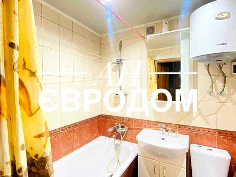 квартира за адресою Миколи Кравченка вул. (Фонвізіна), 17