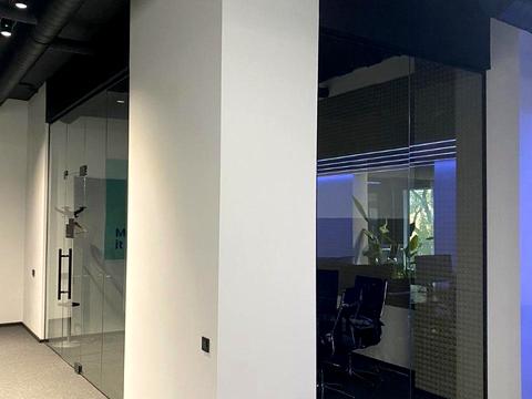 коммерческая по адресу Антоновича ул. (Горького), 74