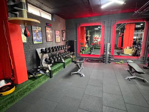 комерційна за адресою Звіринецька вул., 47