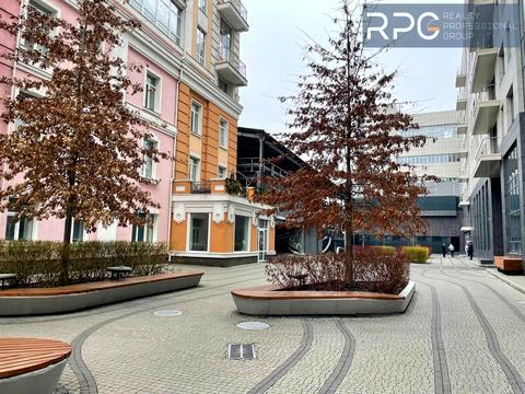 комерційна за адресою Сім'ї Прахових вул. (Гайдара), 58/10