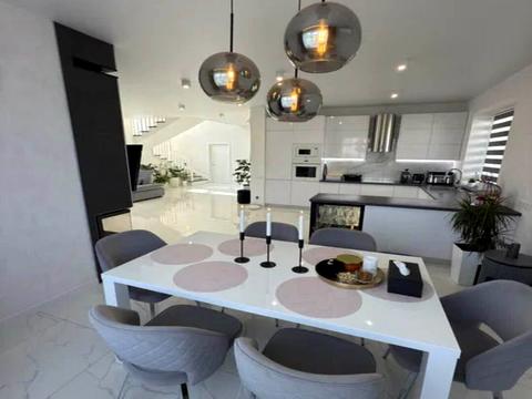 будинок за адресою с. Зазим'я, Київська вул.