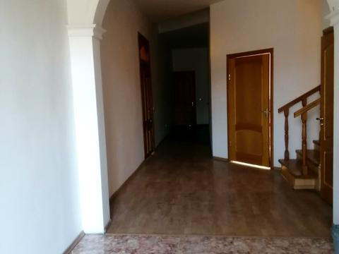 комерційна за адресою Дмитра Яворницького просп. (Карла Маркса), 67а