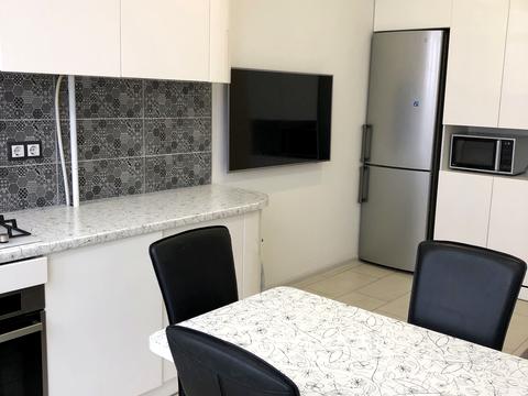 квартира по адресу Академика Писаржевского ул., 8