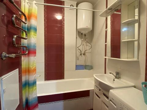 квартира за адресою Наталії Ужвій вул., 12