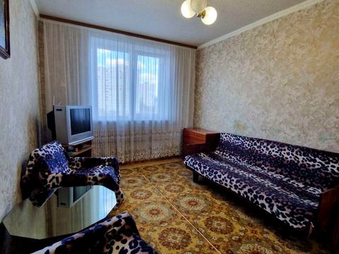 квартира за адресою Яни Червоної вул. (Родникова), 3
