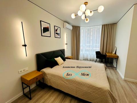 квартира за адресою Яблунева вул., (вул. Радісна, 4)