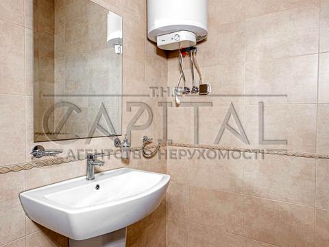 комерційна за адресою Воздвиженська вул., 42