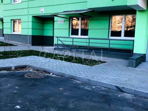 коммерческая по адресу Любомира Гузара просп. (Космонавта Комарова), 1