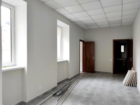 комерційна за адресою Прохоровська вул., 53