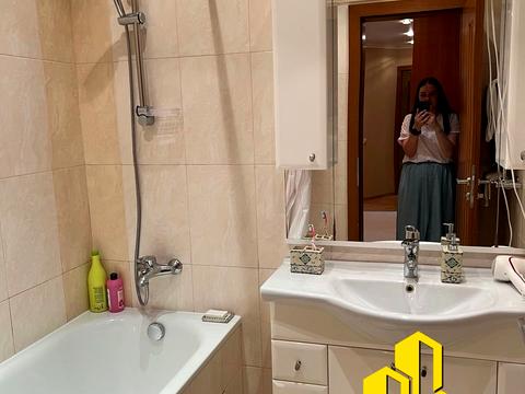 квартира за адресою Наукова вул., 49а