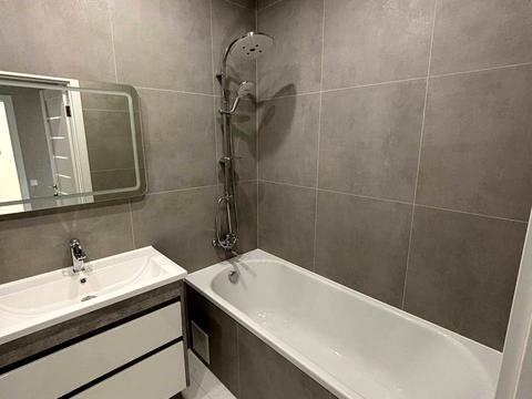 квартира за адресою Співдружності, 7