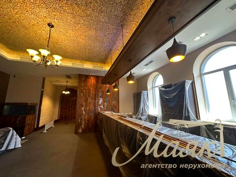 комерційна за адресою Генерала Алмазова вул. (Кутузова), 12