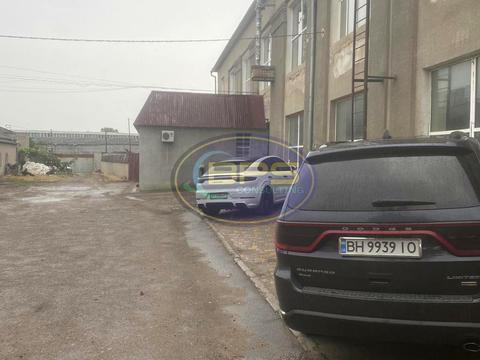 комерційна за адресою Дальницька вул., 33