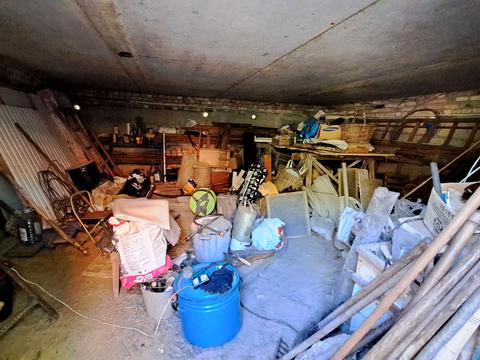 дом по адресу 8 лінія