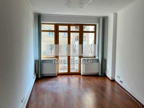 комерційна за адресою Крутий узвіз, 7