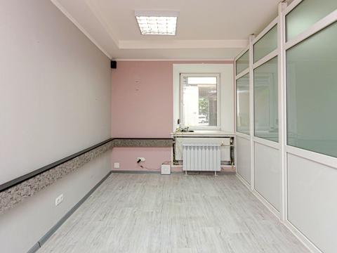 комерційна за адресою Котляревского, 1