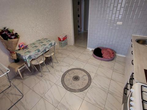 квартира за адресою Архітектора Старова вул., 10г