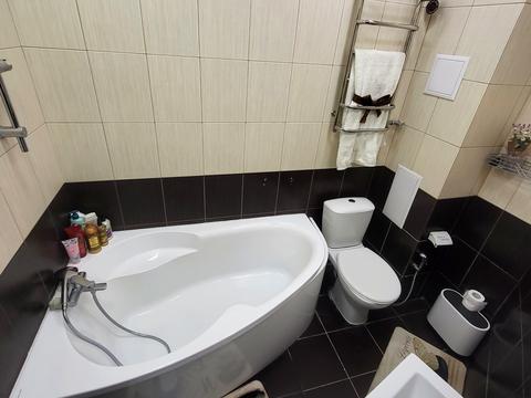 квартира за адресою Київ, Регенераторна вул., 4